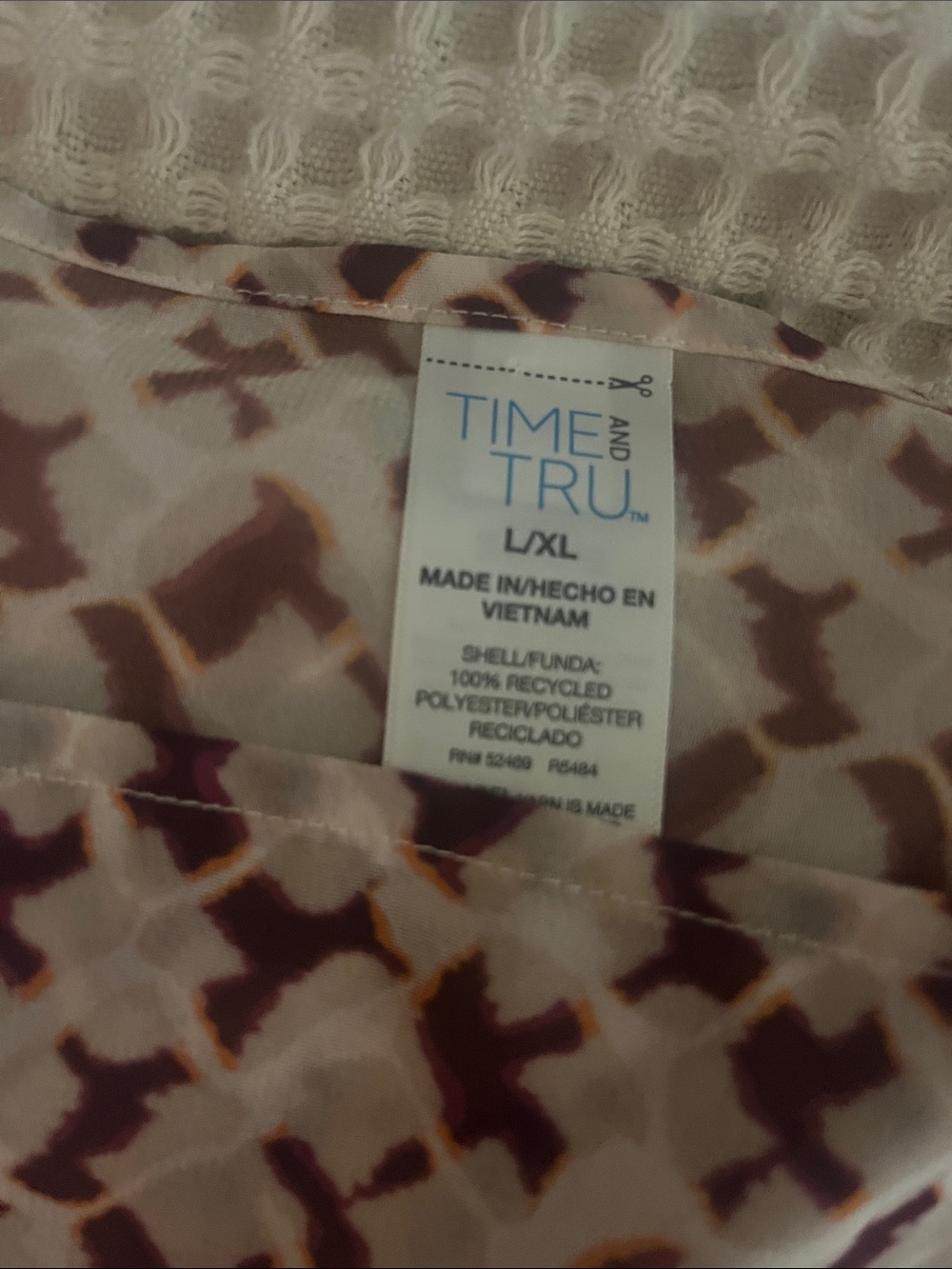 Patterned sarong - Picture 3 of 3